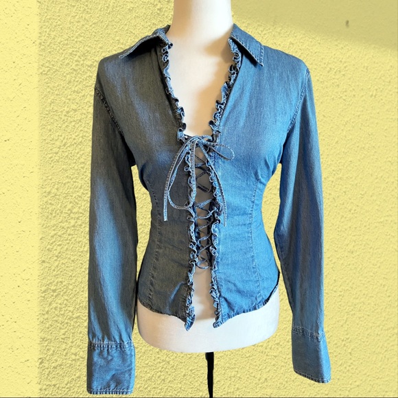 Tommy Hilfiger Tops - Y2K Tommy Hilfiger lace up ruffled jean shirt